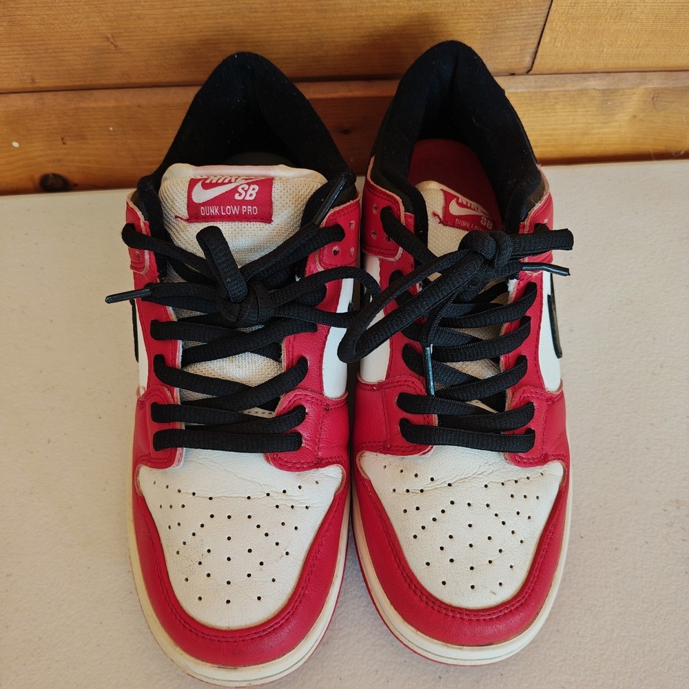 Size 8.5 - Nike SB Dunk Low J-Pack Chicago UK6 Eur40 Red Black White - Picture 4 of 7
